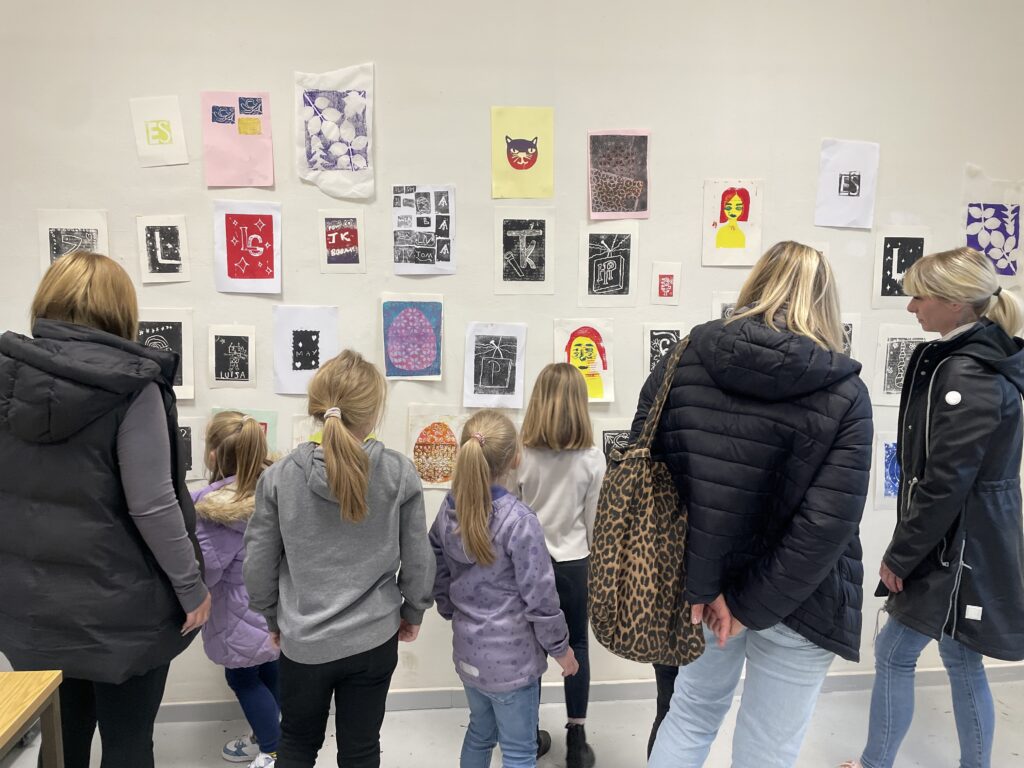 Ausstellungseröffnung im Raum für Kunst
